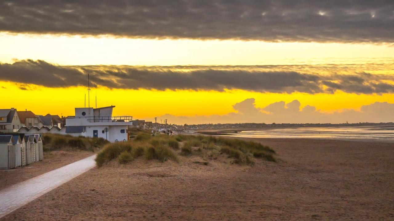 Maison De Bourg A Ouistreham A 2 Pas De La Mer Villa Exterior photo